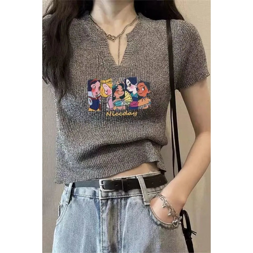 Verve WardrobeKaos Lengan Pendek Rajut Sutra Es Leher-V Pendek Wanita 2025 Atasan Ketat