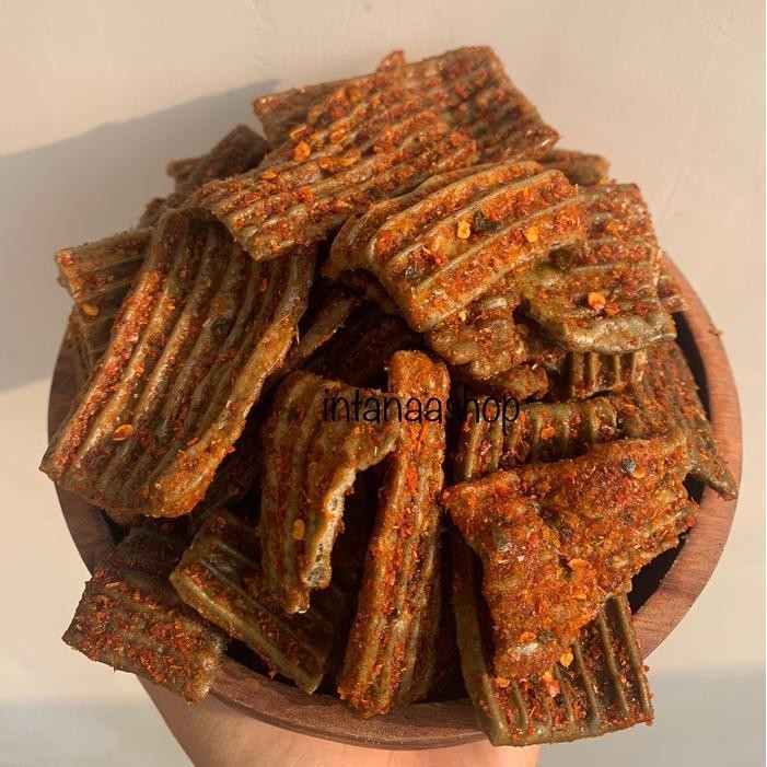 

Cri Kerupuk Seblak Jengkol Pedas Daun Jeruk 500Gr Kerupuk Jengkol Bantet Cemilan