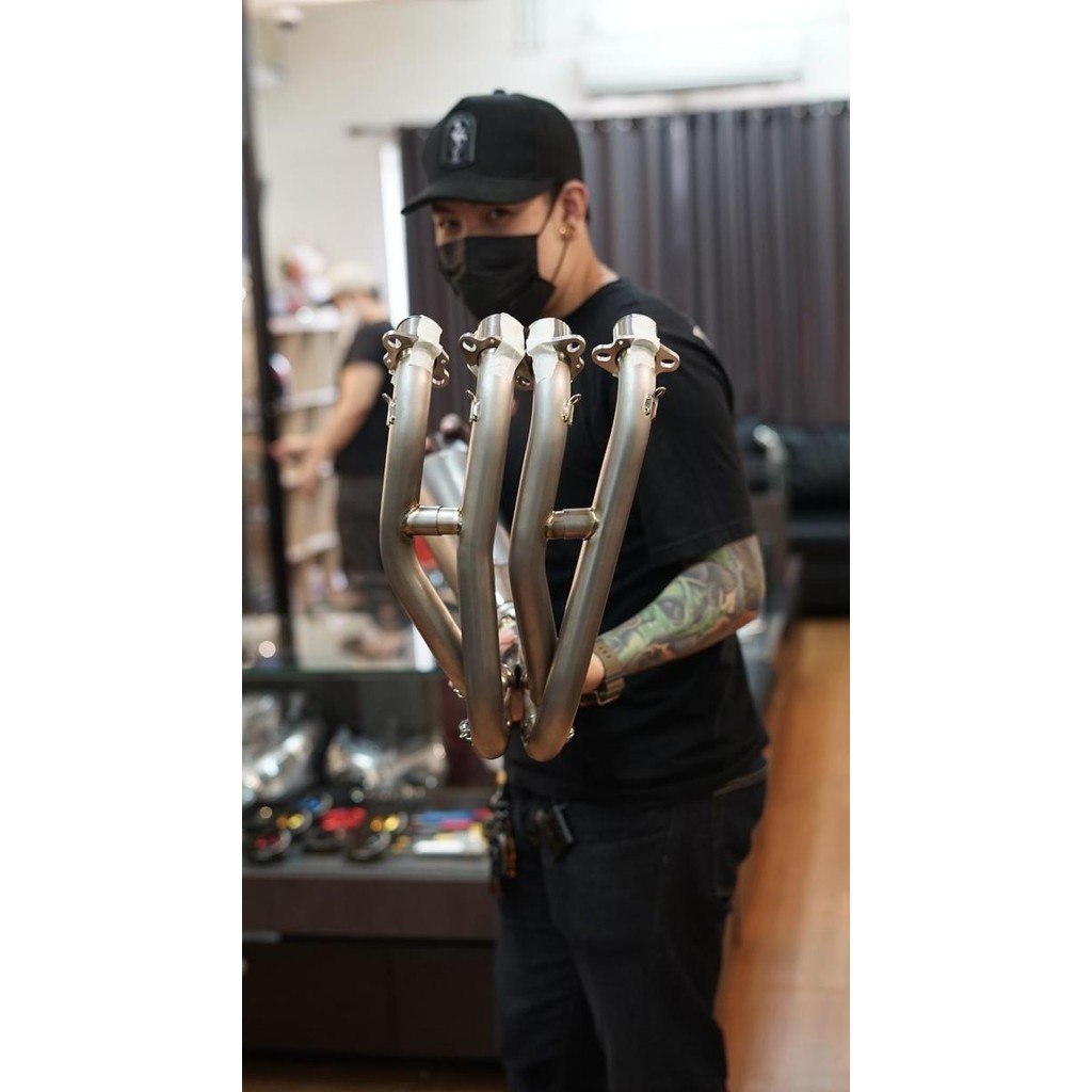 Knalpot Yoshimura Hepta Force ZX25R Full System TT