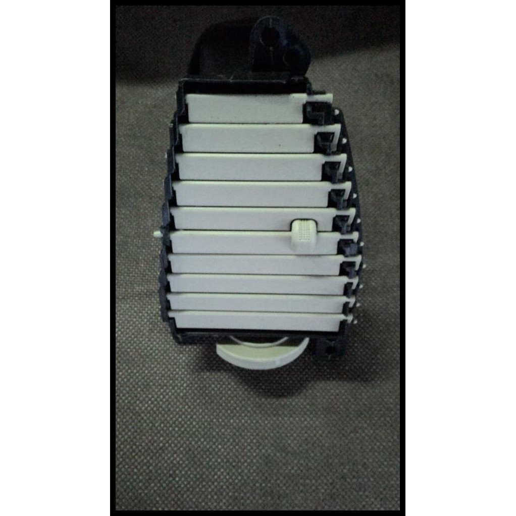 TERMURAH KISI KISI AC INNOVA TENGAH KIRI ORI 2005 SAMPAI 2008 