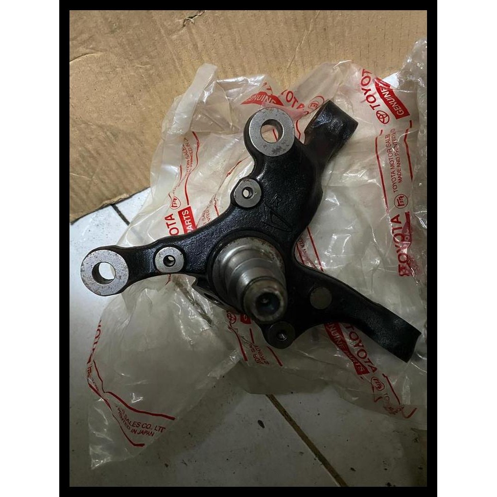 HOT DEAL KNUCKLE KNAKEL KNUKEL STEER BAGIAN KANAN TOYOTA AVANZA/XENIA OLD LAMA 2004-2011 ORIGINAL AS