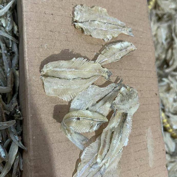 

Pakang Tipis / Ikan Asin Kripik Semi Asin / 500Gram