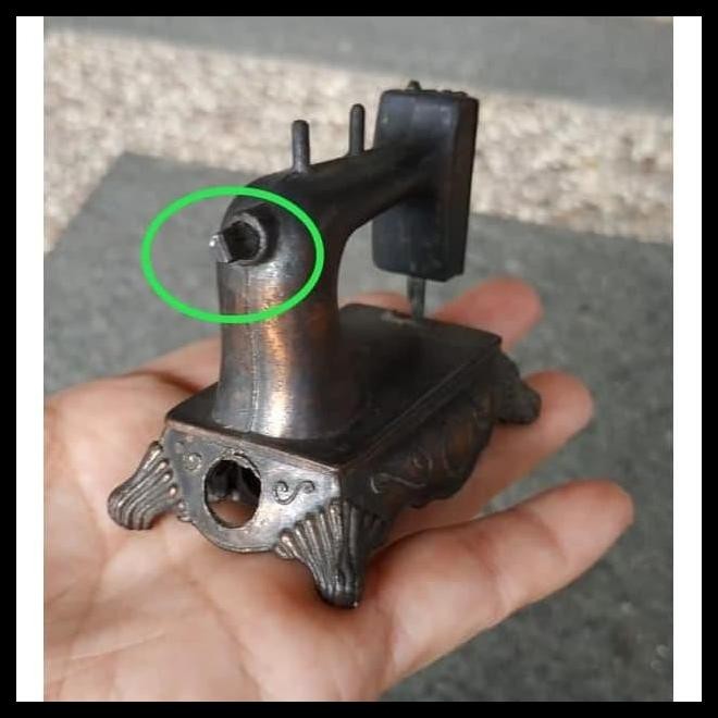 

TERMURAH RAUTAN PENSIL MINIATUR MESIN JAHIT ENGKOL PATAH !!!!!!