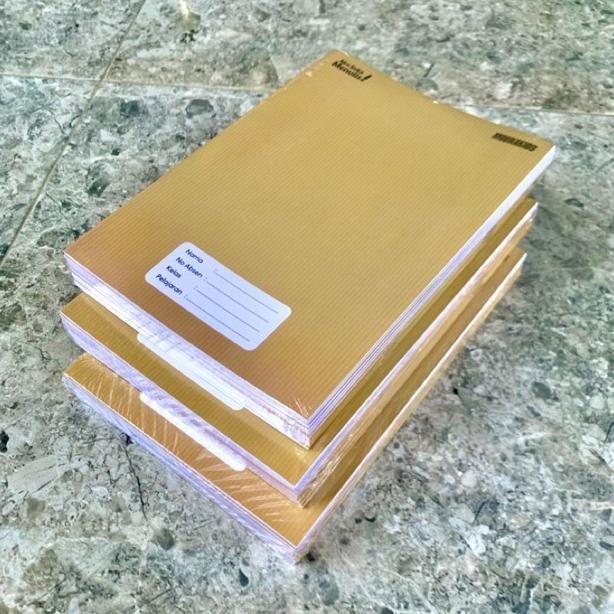 

[ 10pcs ] Buku Tulis Besar/Boxy/Campus 26 Lembar (52 Halaman) 1 Pak Isi 10 Buku