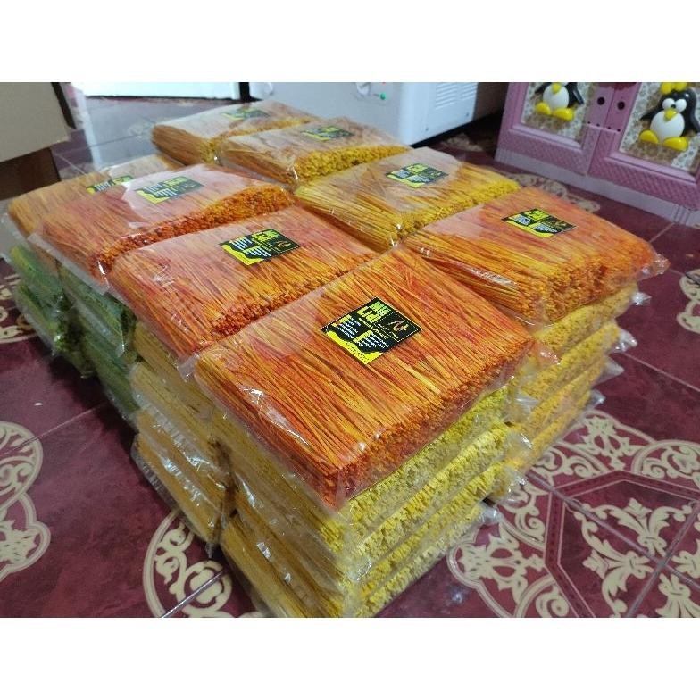 

Heatshrin Termurah Mie Lidi Nabil 1000Gr/1Kg Super Renyah Berbagai Rasa Kiloan Bu-100