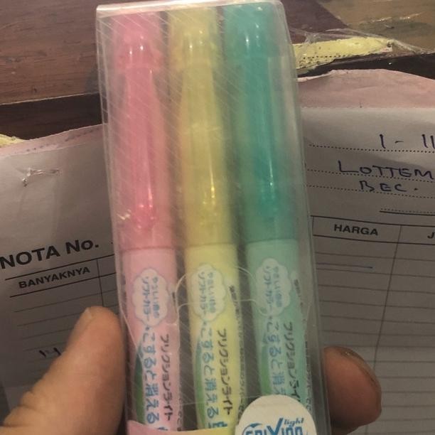

Highlighter pilot frixtion pastel set isi 3 DiM