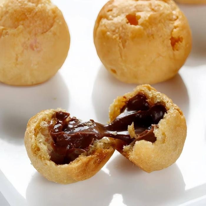 

Soes Coklat Stroberi 500G/1Kg Kue Sus Kering Lsi Coklat Strawberry Crisps & Puffed Snacks Chocolate Snacks Kue Soes Kering Food Makanan Manis Camian Enak Snack Cemian Simpan Pada Suhu Kamar Crispy Toples Cookies Cemilan