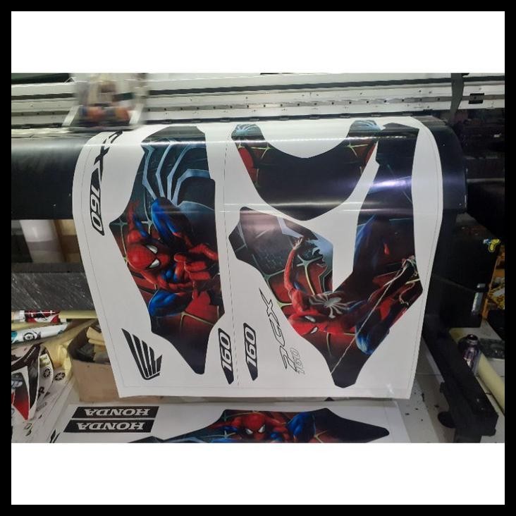 TERBARU (PREMIUM) STICKER DECAL FULL BODY PCX 160 MOTIF SPIDERMAN 