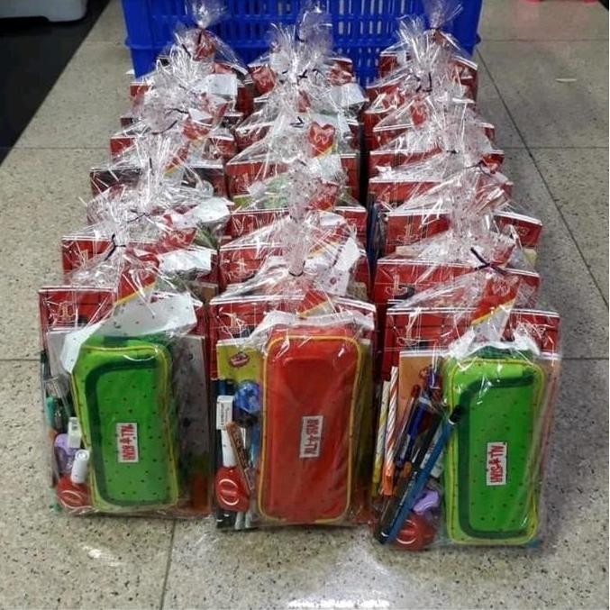 

Paket Alat Tulis Lengkap / Paket Alat Tulis Sekolah New Stok
