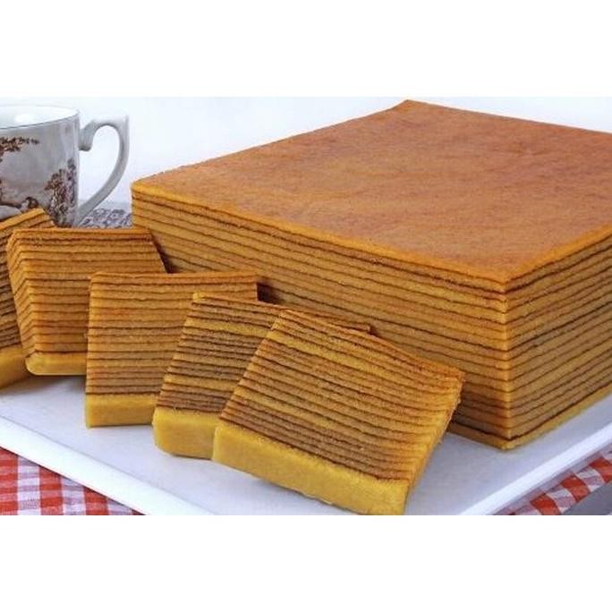 

LM Kue Lapis Legit Spesial 17x17cm