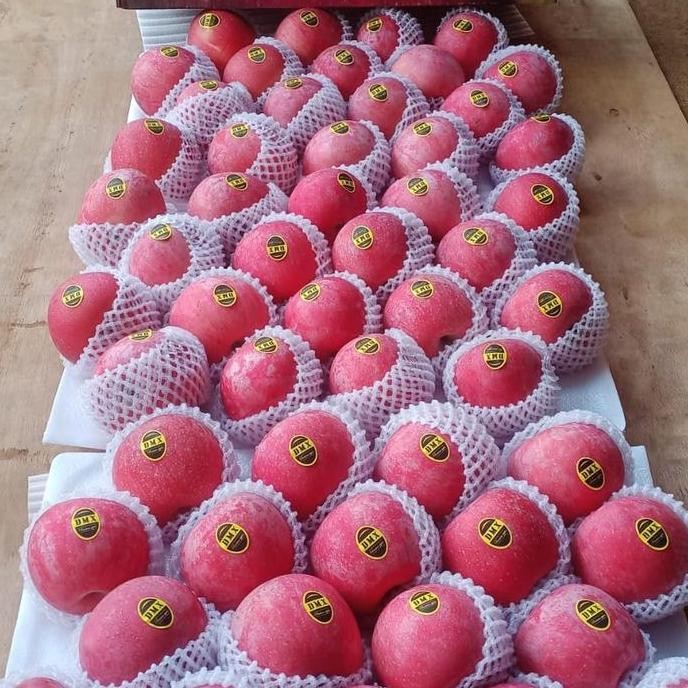 

Apel Fuji Blush Import Fresh