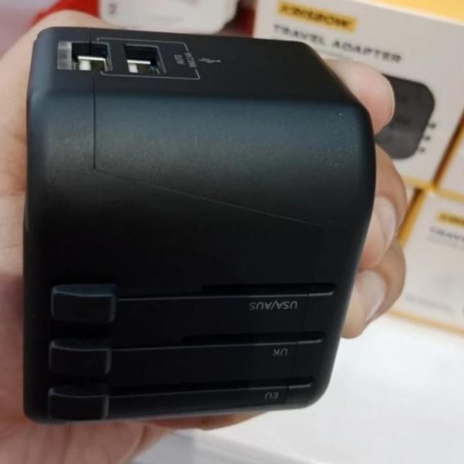 Krisbow Universal Travel Adapter/Travel Adaptor/Converter Colokan