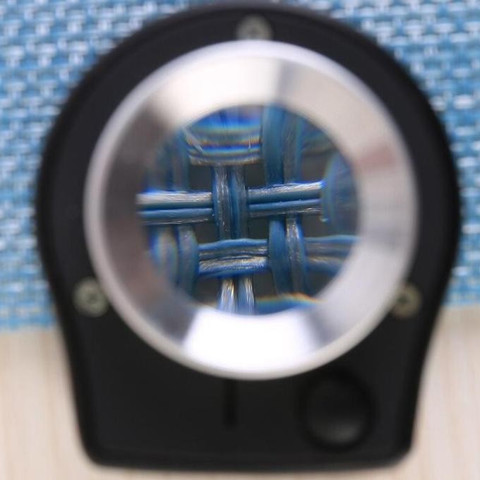 

Kaca Pembesar Kain Dan Percetakan Ab72 / Fabric And Printing Loupe / Magnifier New Stok