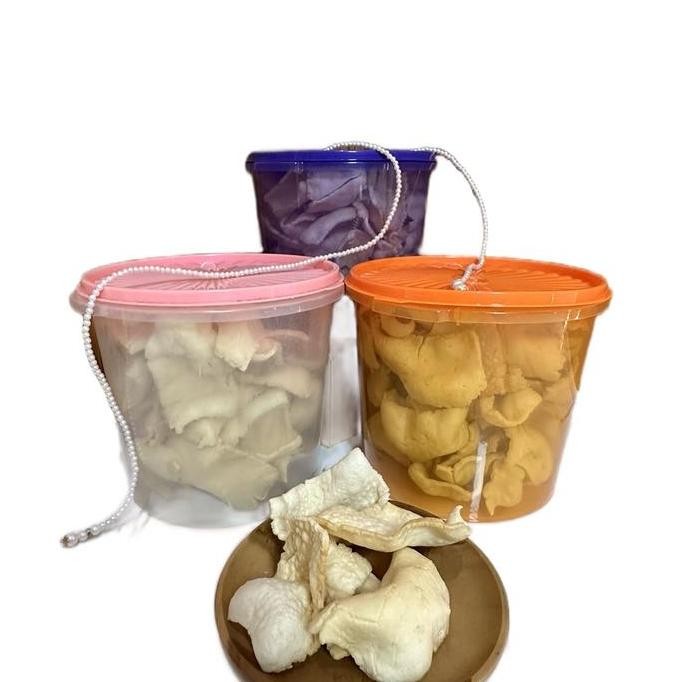 

Kerupuk Goreng Snack Food Makanan - Krupuk Bawang Susukan Kemasan 1 Toples Gurih Renyah Putih Pedas Cemilan