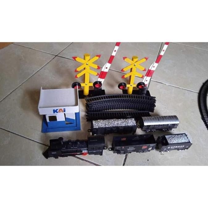 mainan miniatur Kereta api indonesia Paket Mainan edukasi kereta set PS