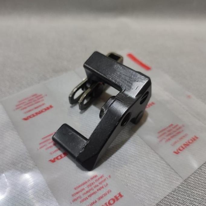 ready  Knocker handle sambungan handel rem kanan Honda Vario 125
