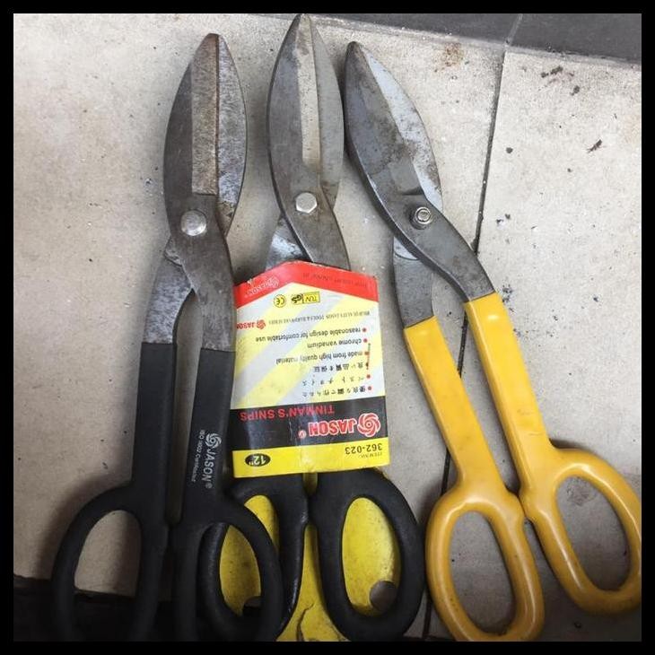 

TERMURAH OBRAL!!! GUNTING SENG 12" (RANDOM)