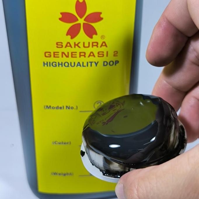 

CAT SAKURA GENERASI 2 @1000G, ISI PER BOTOL 1KG 1000GRAM LEATHER EDGE OIL