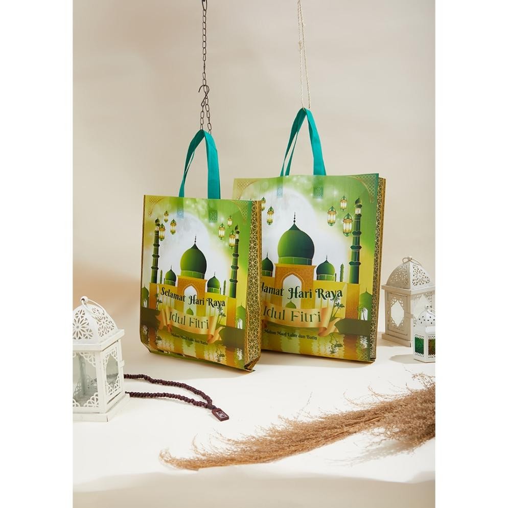 

Eh76 RHH-1823 (ISI 12pcs) GOODIE BAG LAMINASI LEBARAN TAS HAMPERS IDUL FITRI/ TAS SPUNBOND FULL COLOUR Sale Sale