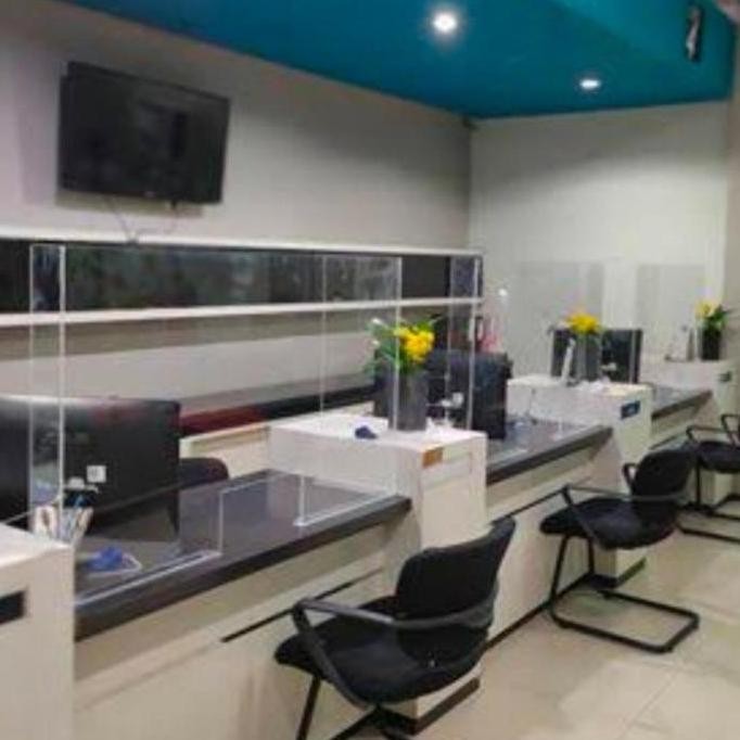 

Akrilik pembatas meja kantor/ partisi (P135 T85cm) murah