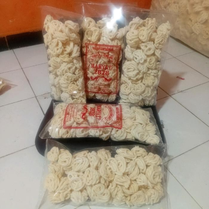 

SEDIA! paket,1kg isi 5bks full kerupuk Sanggul Mini super kualitas super premium (super super mantap) ikan tenggiri Ori!!