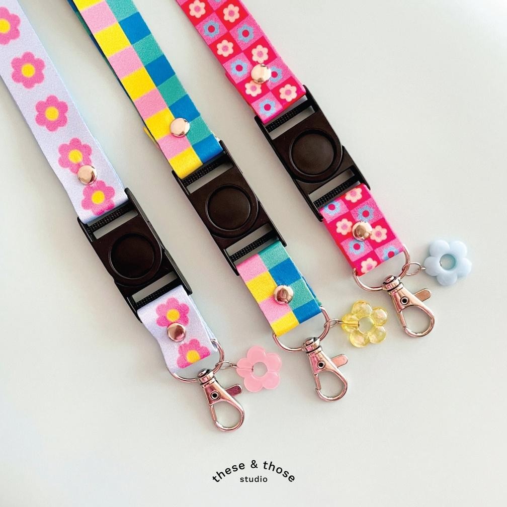 

Salt Thesethose - Weekend Treats - Lanyard With Card Holder Rf-45