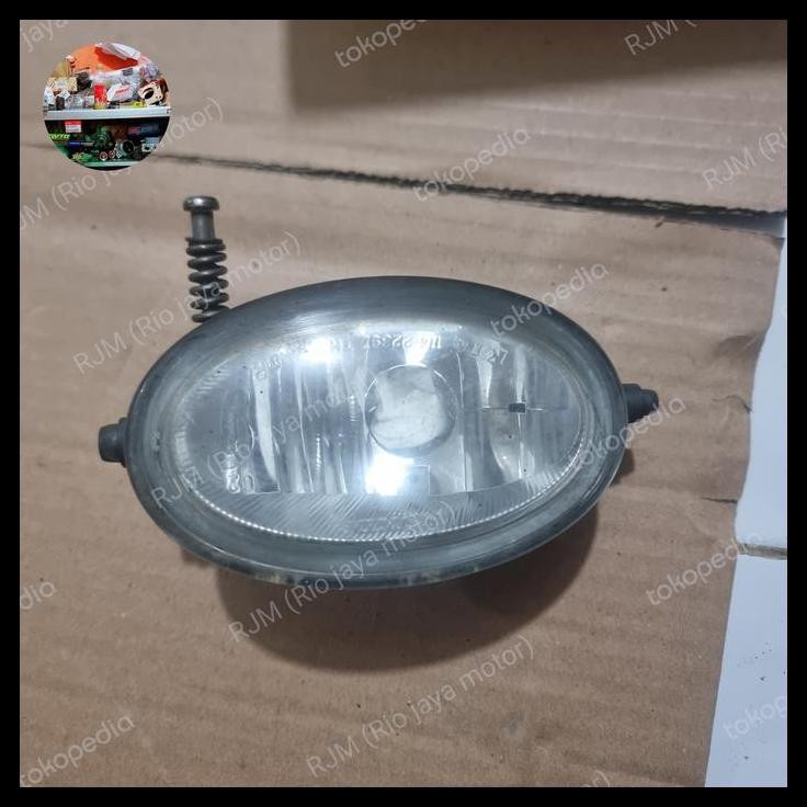 DISKON FOGLAMP LAMPU KABUT HONDA JAZZ GD3 IDSI VTEC 2003/2005 KANAN 