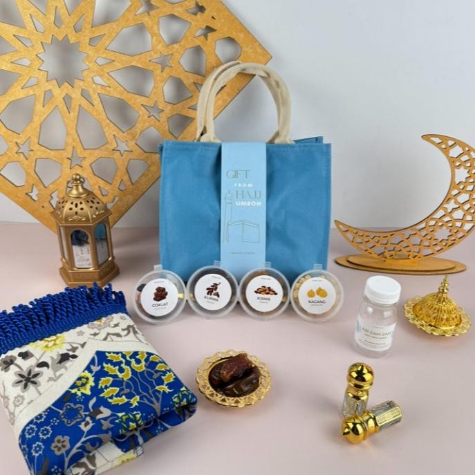 

Paket Salam | Paket Souvenir Hampers Oleh oleh Haji Umroh Nugi