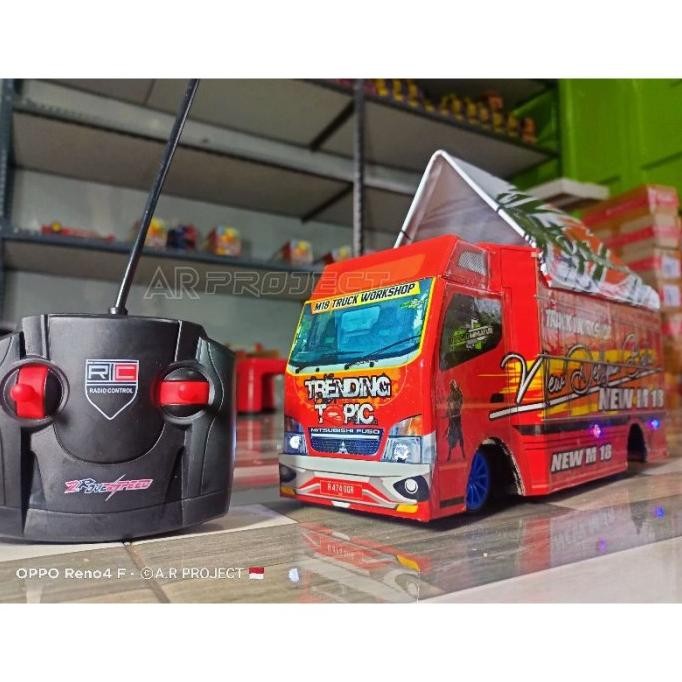 mainan mobil remote control/miniatur truck oleng trending topic remote