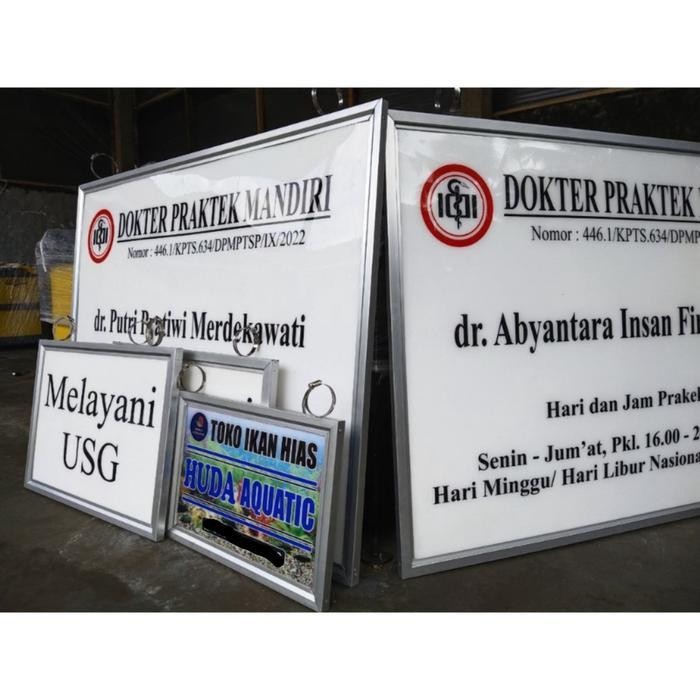 

Cod, Plang Acrylic / Papan Dokter / Papan Nama Kantor/ Desa/ Toko / Masjid / Bidan / Dokter / Sekolah Dll, Bahan Akrilik + Lis Alumunium Siap Pakai Di New Best Quality 100% Original