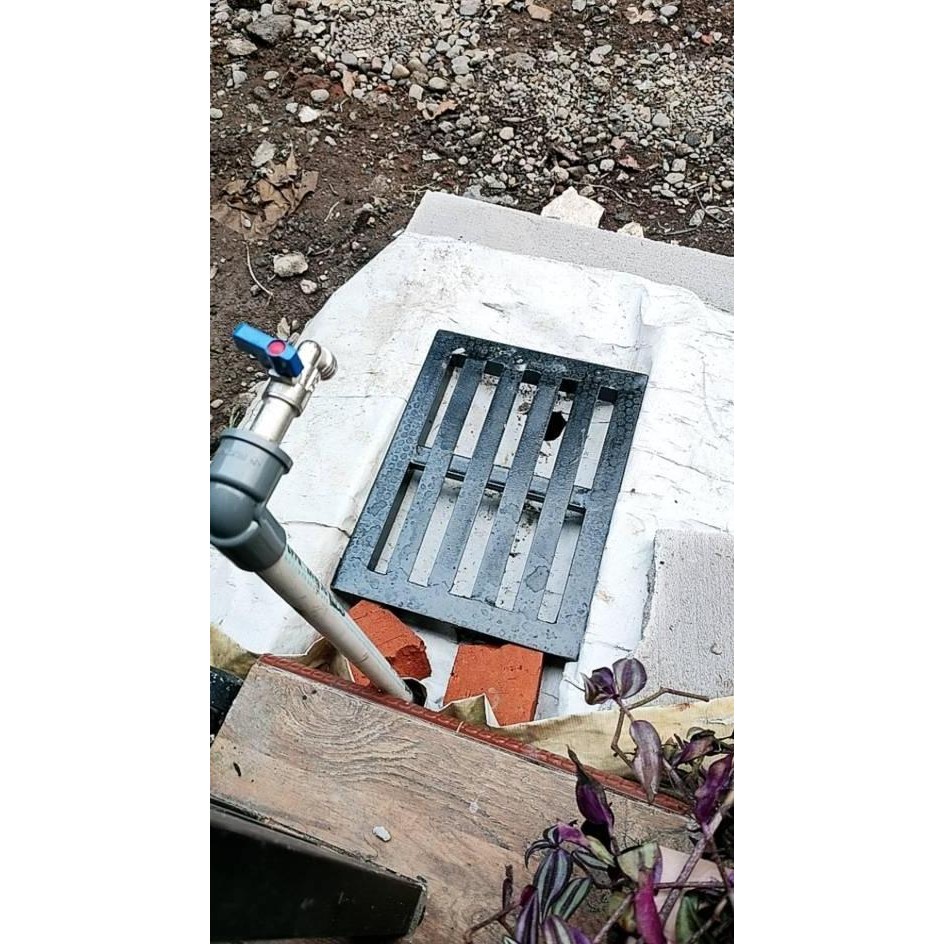 {{{{}}] Tutup Got Besi 40x30