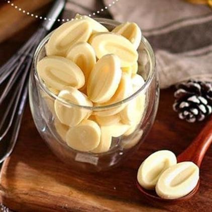 

Valrhona Opalys 33% White Chocolate 100gr Cokelat Putih Couverture Premium Termurah