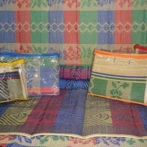 TIKAR LIPAT UK 3x3 meter/  3x4 meter  /TIKAR PLASTIK 300x300cm 300x400cm/ TIKAR LESEHAN