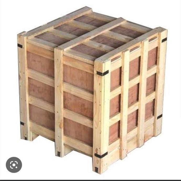 

tersedia packing kayu tambahan untuk patung jumbo agar aman