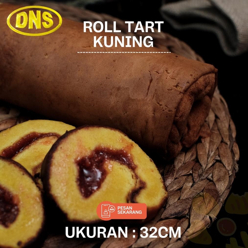

Promoo!! Bolu Gulung Kuning Strawberry Besar / Homemade Kue Roll Tart Arisan Lebaran dan Natal