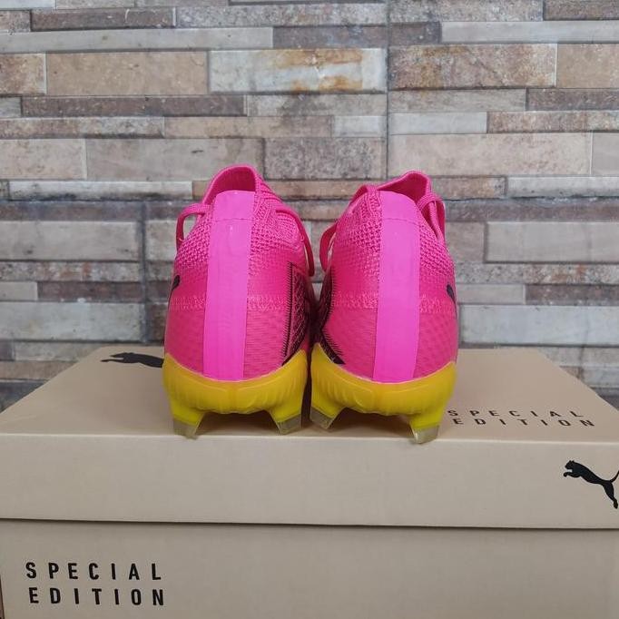 Sepatu Bola Puma Future Ultimate Pink Yellow FG - Sepatu Soccer puma Terlaris