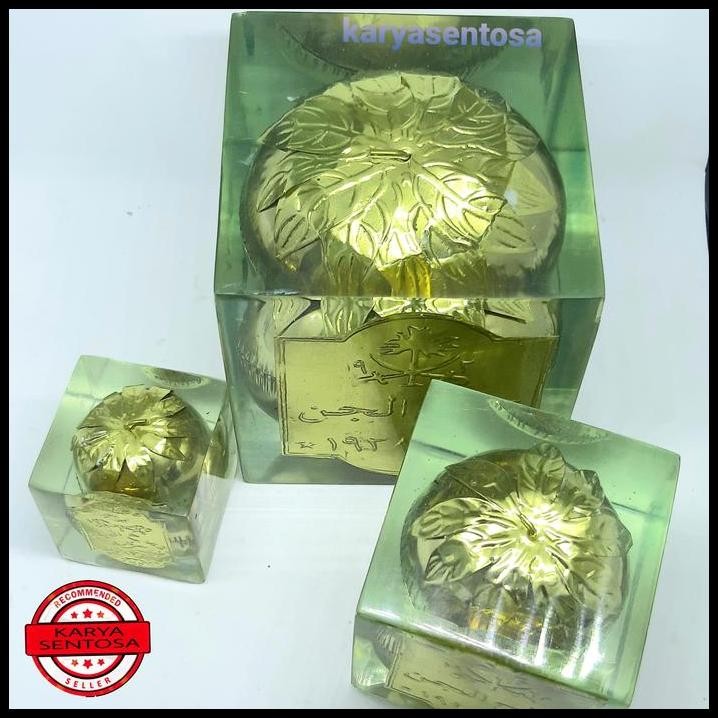 

Sepaket 3 Apel J in Super Jumbo Sedeng Kecil Daun Mas Ganjil