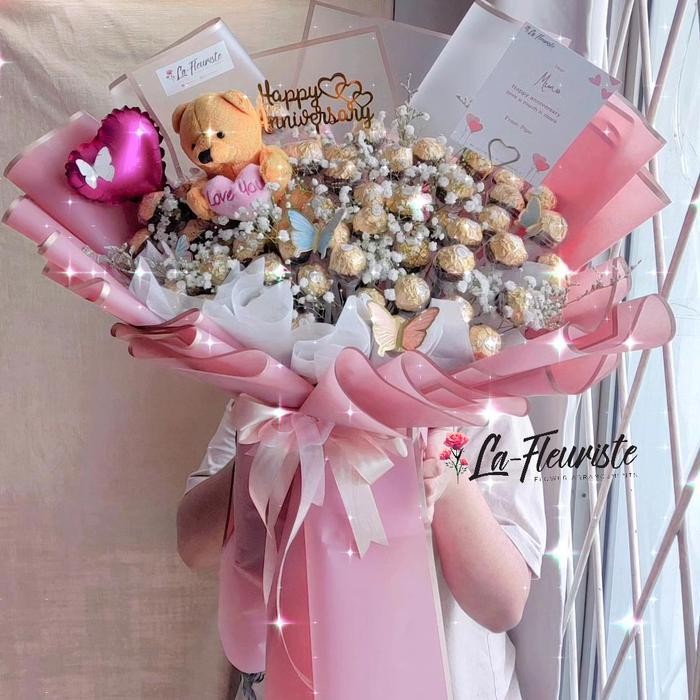 

Buket Coklat Ferrero Rocher | Buket Wisuda / Ulang Tahun / Anniversary