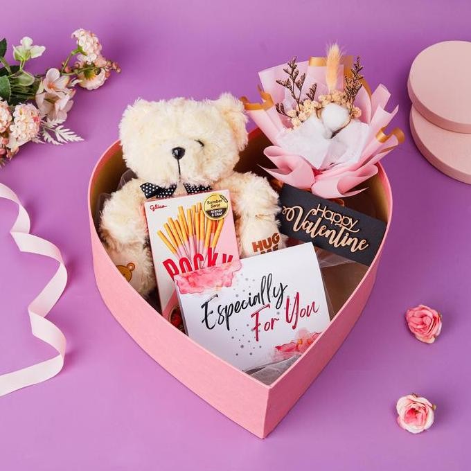 

Kado valentine Hadiah Hampers Valentine Romantis Kado Ulang Tahun Hadiah Ultah