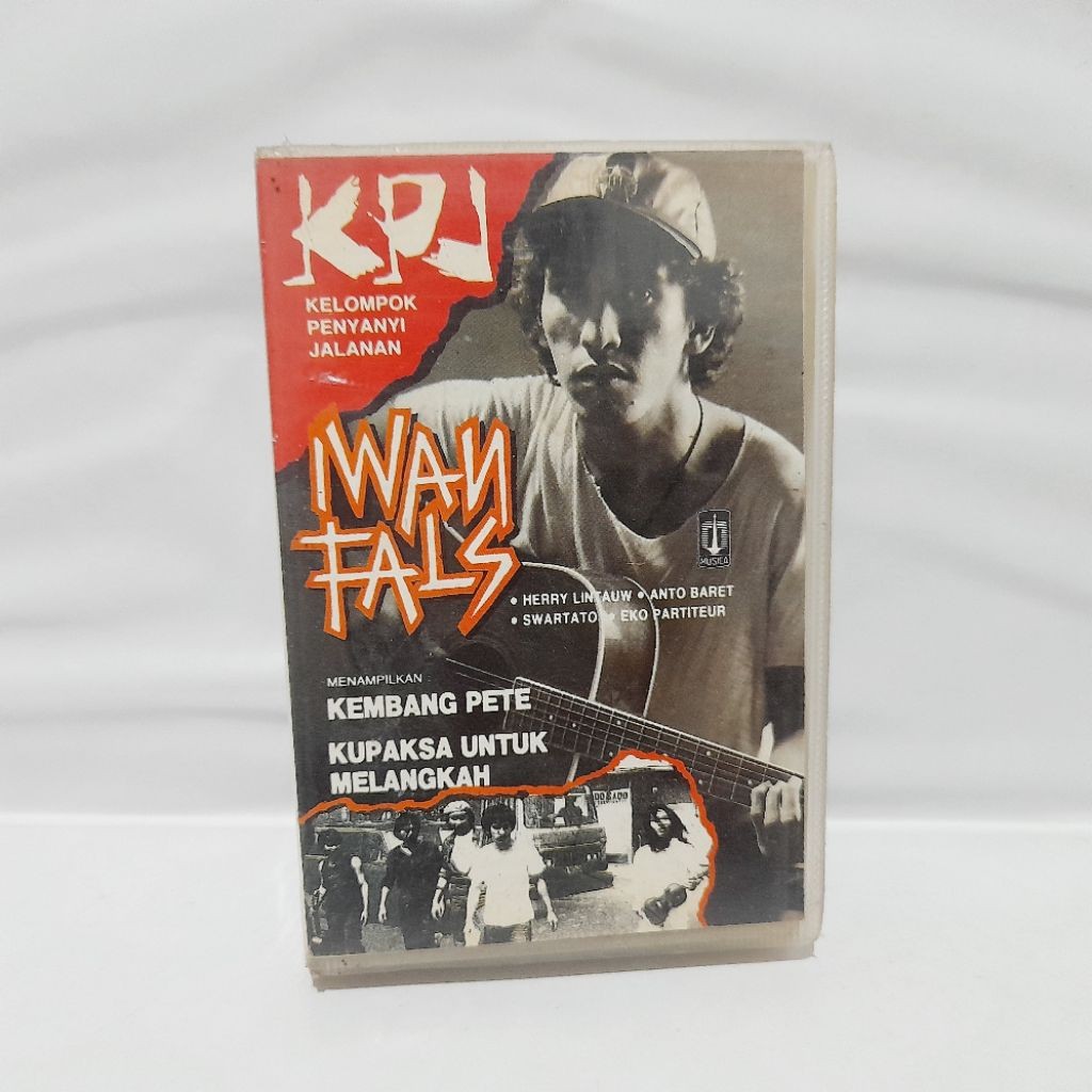 Kaset Iwan Fals - KPJ Kelompok Penyanyi Jalanan (Cassette)