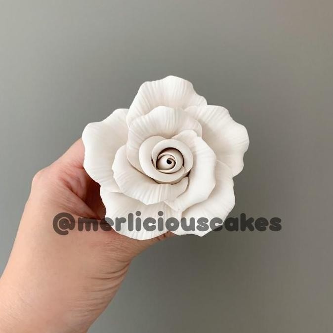 

Promo Rose Mawar Putih Bunga Gumpaste Flower Cake Kue Topper COD