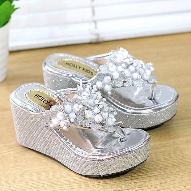 Sandal Anak Perempuan Jepit Anggur Sepatu Fashion C Karet Kaki Sandal Jinjit