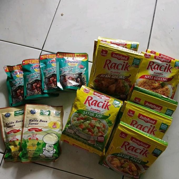 

PAKET BUMBU HEMAT 8 PCS RACIK (2 ayam goreng 2 sayur asem 2 nasi goreng 2 sayur sop) + Totole + Kecap Spices Bubuk Pedas Masakan Penyedap Jamur Msg Kuah Asin