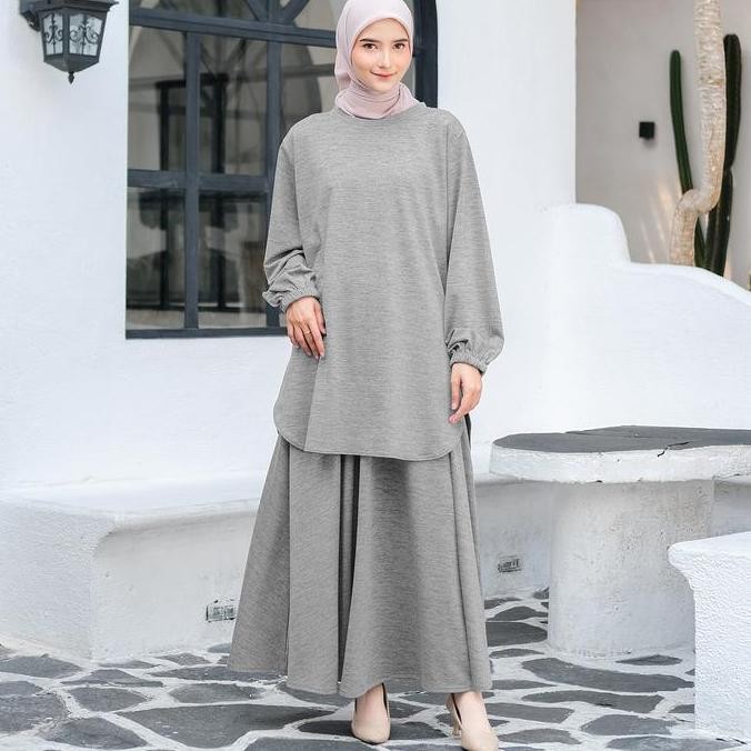 Jv Hasanah Oneset Baju Kurung Oval Abstract - Setelan Rok Dan Celana Baju Kurung Oval Abstrak Kaos