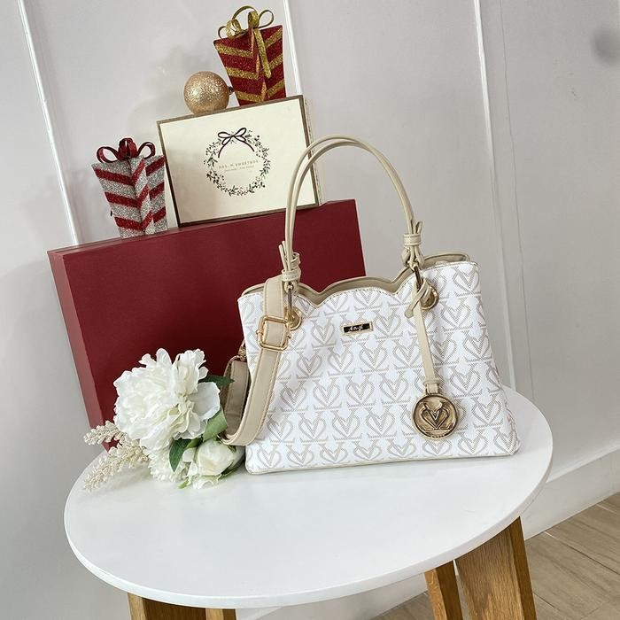 AB En-ji Jihe Handbag - Cream