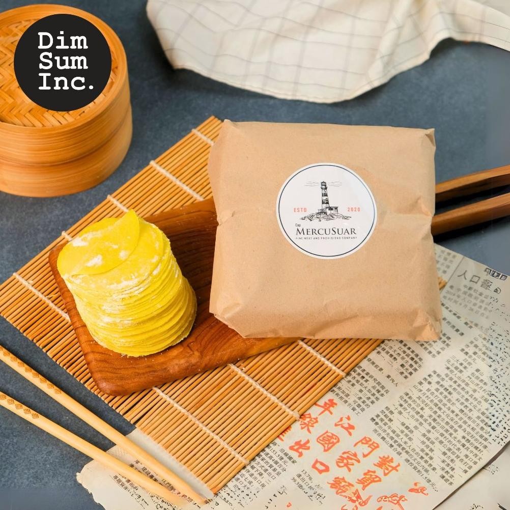 

DIMSUM INC Kulit Siomay / Kulit Somay / Kulit Shiumay / Kulit Siumay / Siomay Ayam Udang / Siomay Ayam / Siomay Udang / Kulit Siomay Mentah / Kulit Shiomay Mentah / Kulit Dimsum Premium Kuning Bulat 8 Cm 1 Kg Dumpling Wrapper aSt