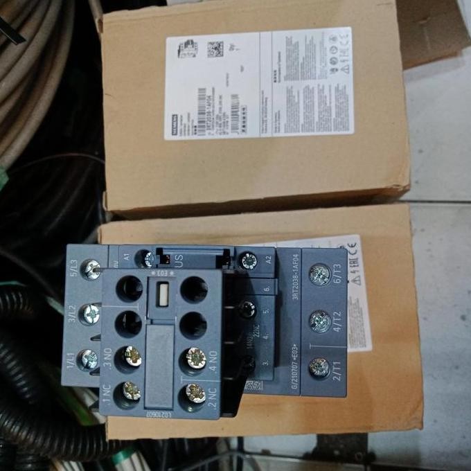 Kontaktor Siemens 3Rt2038-1Af04 110V Terbatas