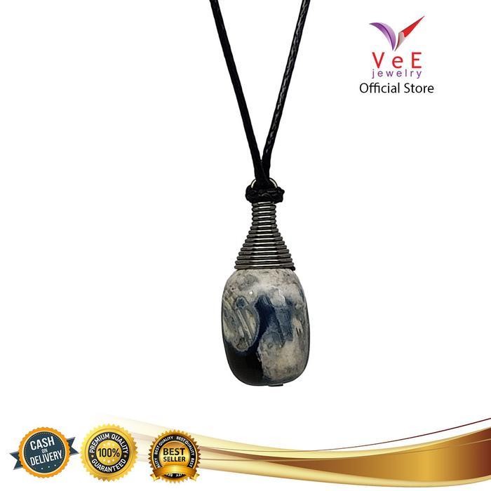 PROMO Kalung Liontin Batu Giok Asli Cina Tabung Hitam Motif - Tali Tridatu