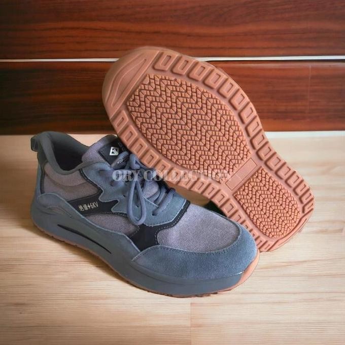 Sepatu Safety Sporty Sepatu Pelindung Kerja Sneakers Sporty Ujung Besi Pria Wanita 118 Safety Shoes 