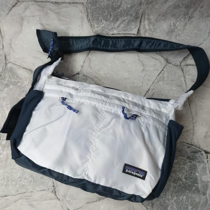 UT Tas PATAGONIA Messenger Kurir